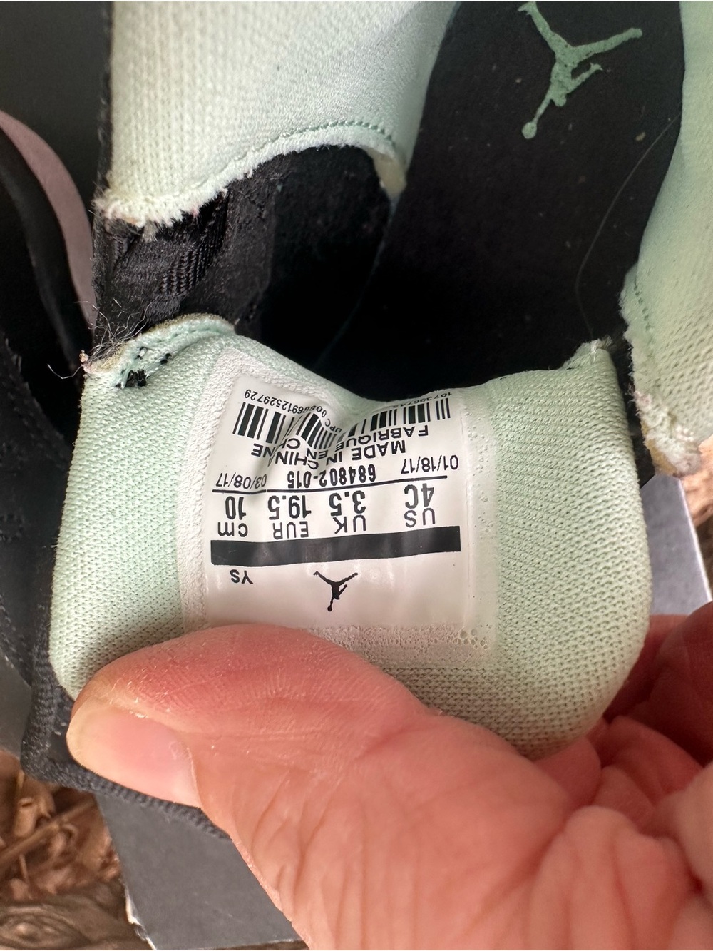 Jordan Kids Black Sneakers - Picture 8 of 9